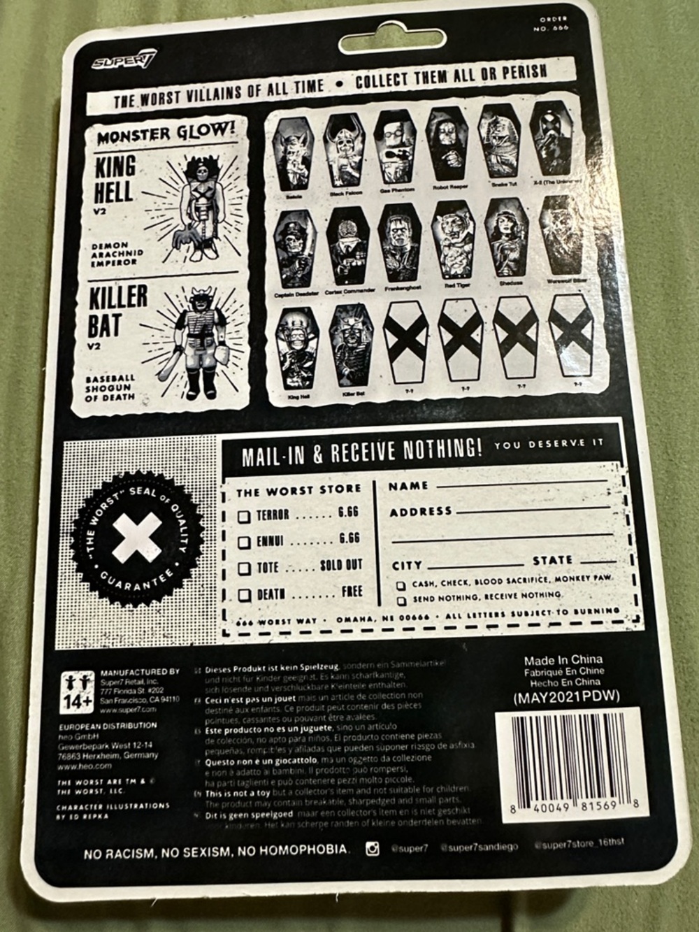 "Killer Bat" Action Figure – Green - Picture 2 of 4